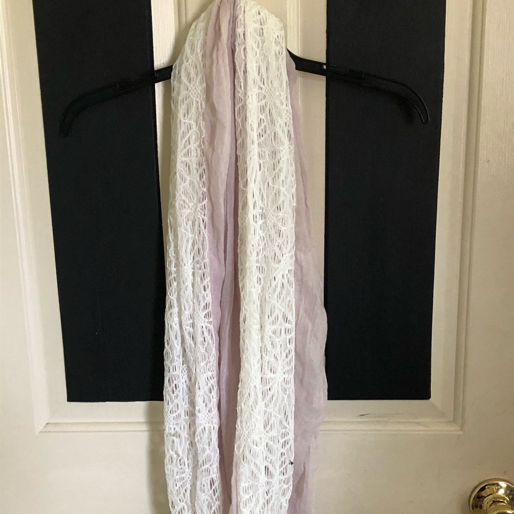 Purple and white lace scarf